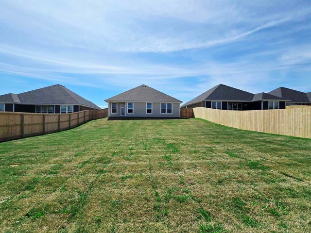 1509 Grace Acres Lane, Longview, TX 75605