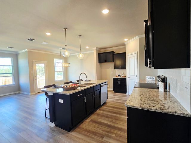 1509 Grace Acres Lane, Longview, TX 75605