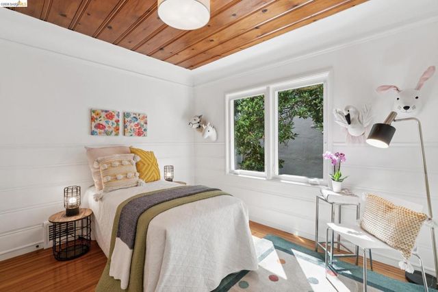 4352 Anderson Ave, Oakland, CA 94619