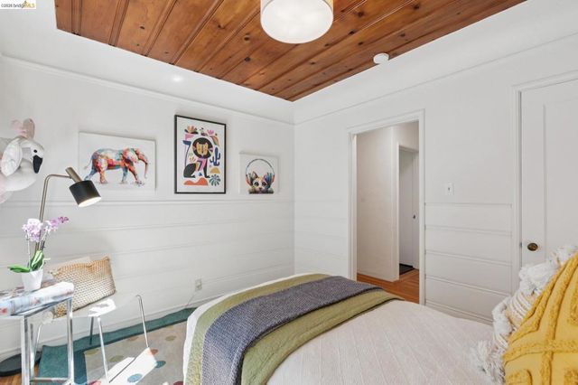 4352 Anderson Ave, Oakland, CA 94619