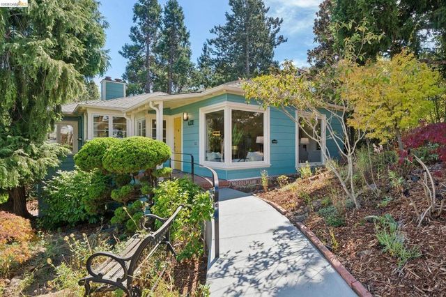 4352 Anderson Ave, Oakland, CA 94619
