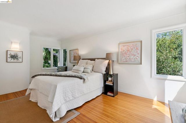 4352 Anderson Ave, Oakland, CA 94619