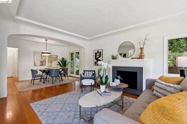 4352 Anderson Ave, Oakland, CA 94619