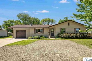 305 Maywood Avenue, Eagle Lake, MN 56024