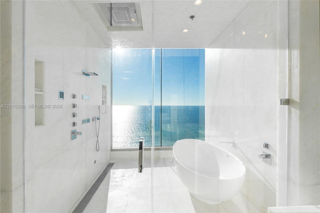 17975 Collins Ave N-1402, Sunny Isles Beach, FL 33160