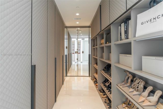 17975 Collins Ave N-1402, Sunny Isles Beach, FL 33160