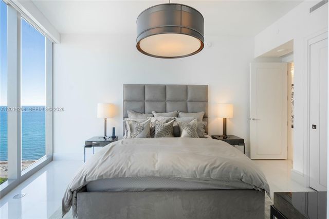 17975 Collins Ave N-1402, Sunny Isles Beach, FL 33160