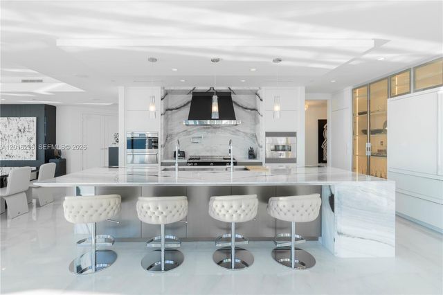 17975 Collins Ave N-1402, Sunny Isles Beach, FL 33160