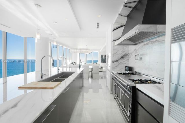 17975 Collins Ave N-1402, Sunny Isles Beach, FL 33160