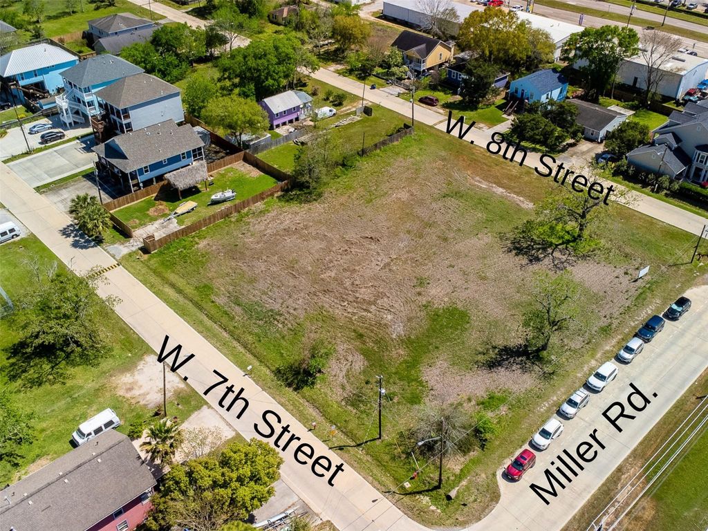 TBD011 W 7th Street, Kemah, TX 77565