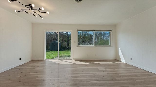 738 12th Street, Rogers, AR 72756