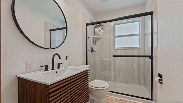 738 12th Street, Rogers, AR 72756