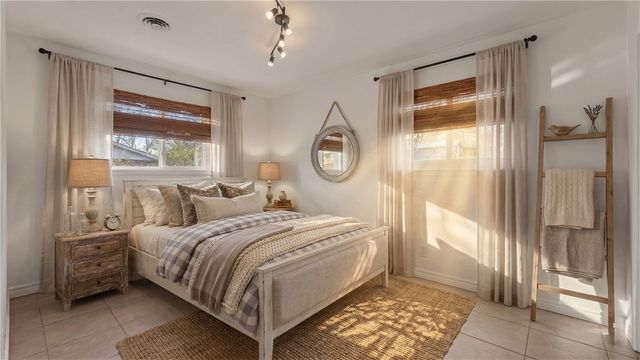 738 12th Street, Rogers, AR 72756