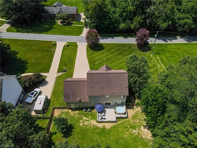 3955 Firestone Road, Kernersville, NC 27284