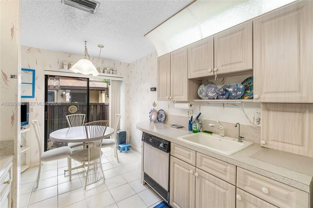 3953 Cocoplum Circle, Coconut Creek, FL 33063