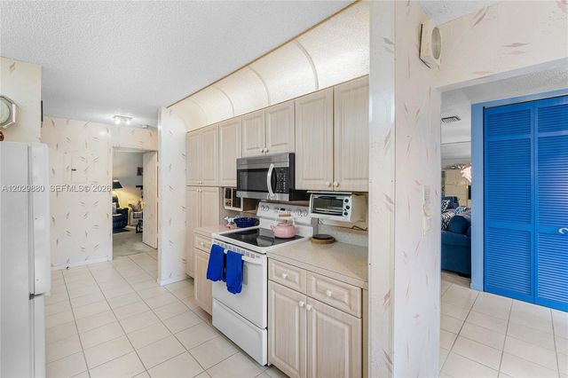 3953 Cocoplum Circle, Coconut Creek, FL 33063