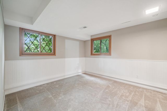 9001 Poplar Bridge Road, Bloomington, MN 55437