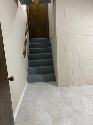 9001 Poplar Bridge Road, Bloomington, MN 55437