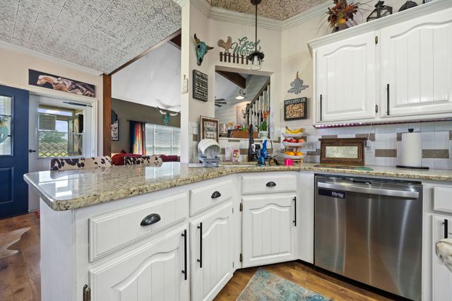 1880 County Road 2610, Bonham, TX 75418