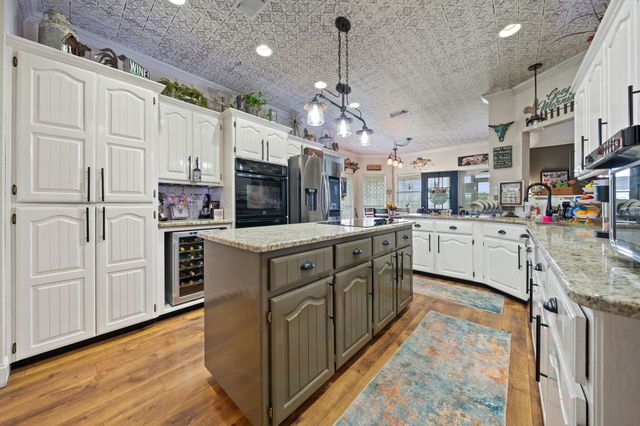 1880 County Road 2610, Bonham, TX 75418