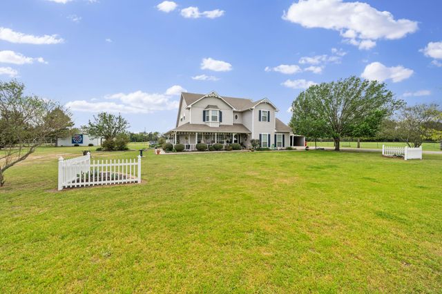 1880 County Road 2610, Bonham, TX 75418