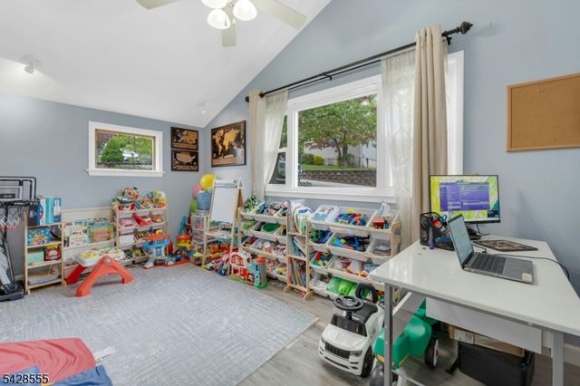 31 Roome St, Lincoln Park Boro, NJ 07035