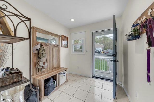 31 Roome St, Lincoln Park Boro, NJ 07035