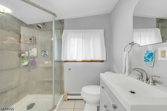 31 Roome St, Lincoln Park Boro, NJ 07035