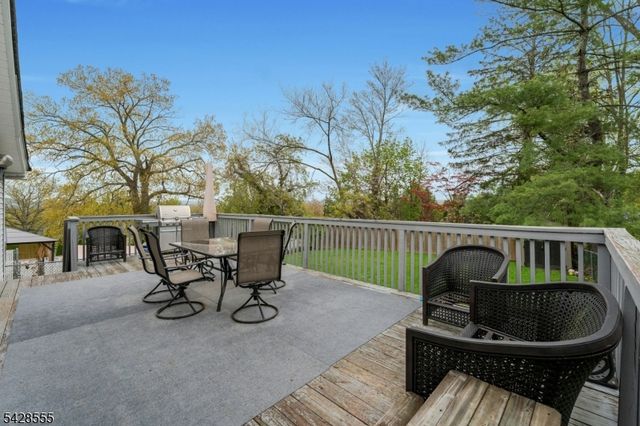 31 Roome St, Lincoln Park Boro, NJ 07035