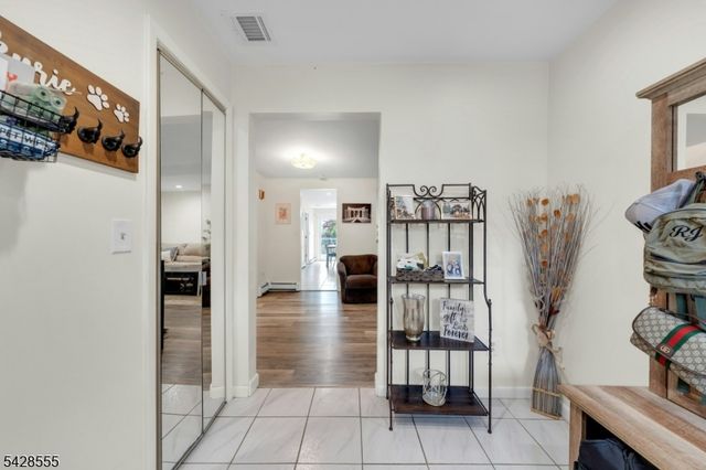 31 Roome St, Lincoln Park Boro, NJ 07035