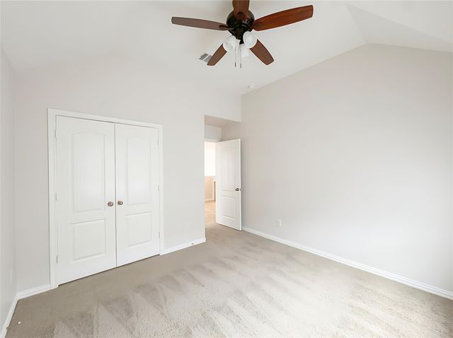 662 W Linnwood Drive, Woodbranch, TX 77357