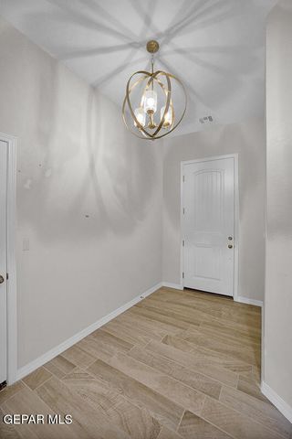 6933 Levee Circle, El Paso, TX 79932