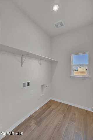 6933 Levee Circle, El Paso, TX 79932