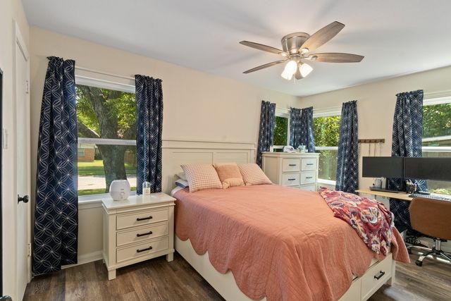 1424 Bowie Drive, Corsicana, TX 75110