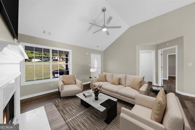 4827 Daintree Court, Flowery Branch, GA 30542