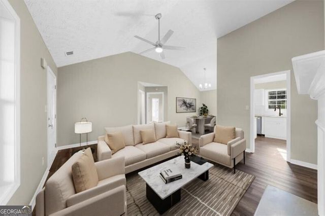 4827 Daintree Court, Flowery Branch, GA 30542