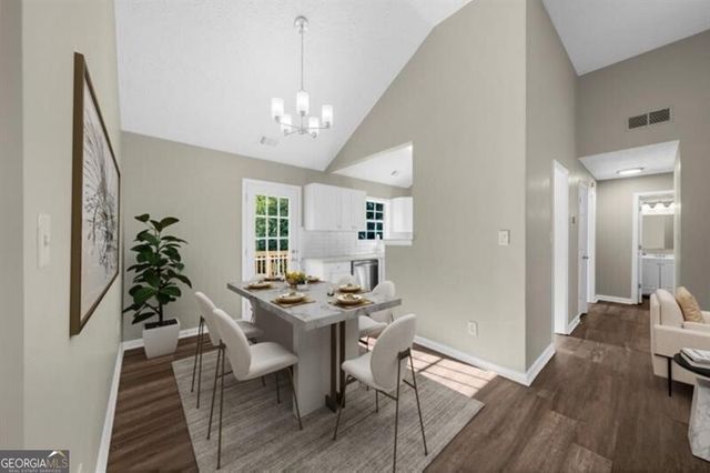 4827 Daintree Court, Flowery Branch, GA 30542