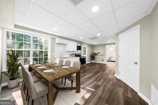 4827 Daintree Court, Flowery Branch, GA 30542