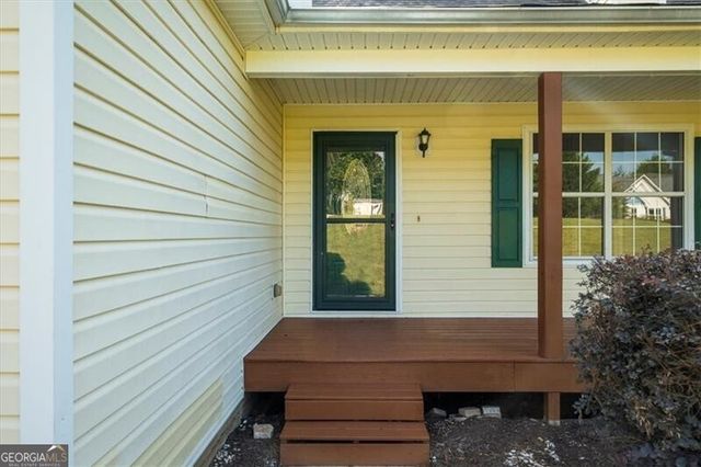 4827 Daintree Court, Flowery Branch, GA 30542