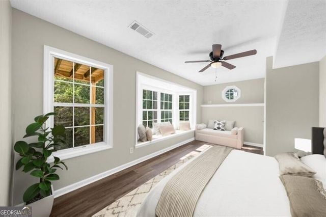 4827 Daintree Court, Flowery Branch, GA 30542