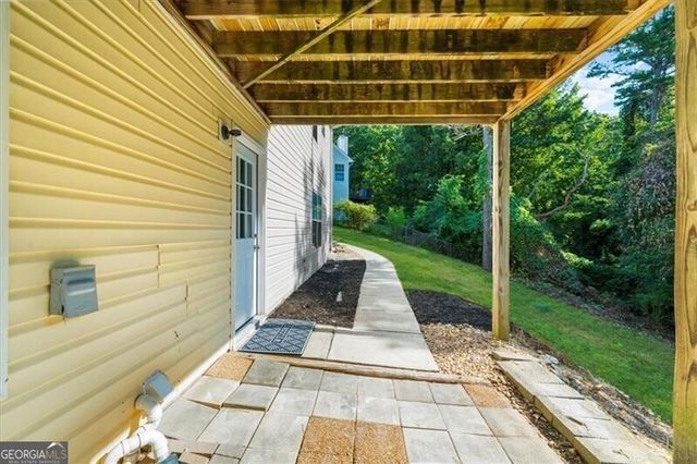 4827 Daintree Court, Flowery Branch, GA 30542