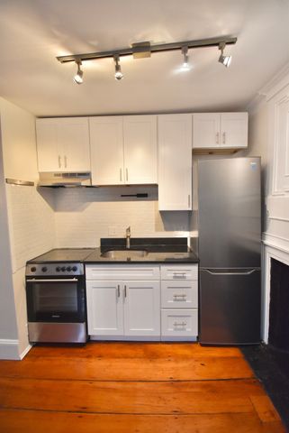 17 Beckford St 4, Salem, MA 01970