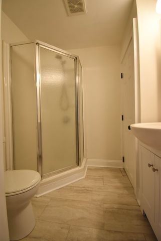 17 Beckford St 4, Salem, MA 01970