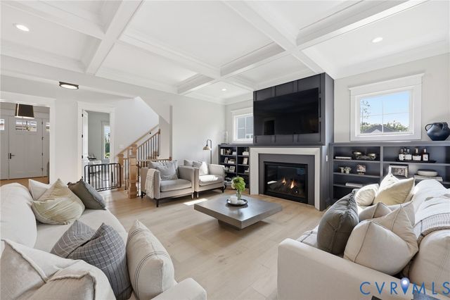 16707 Tulip Hill Ct, Midlothian, VA 23112