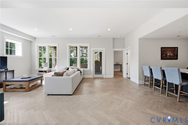 16707 Tulip Hill Ct, Midlothian, VA 23112