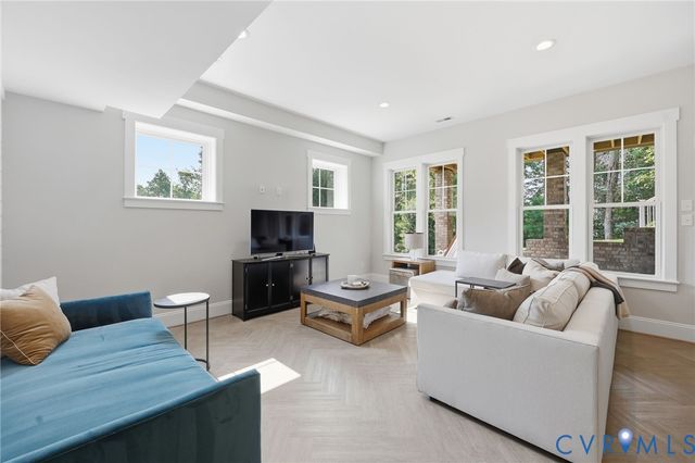 16707 Tulip Hill Ct, Midlothian, VA 23112