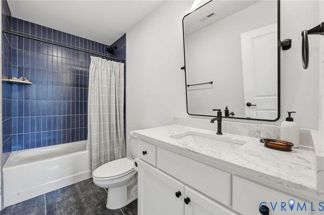 16707 Tulip Hill Ct, Midlothian, VA 23112