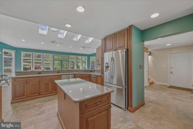 13113 CHESTNUT OAK DR, Darnestown, MD 20878