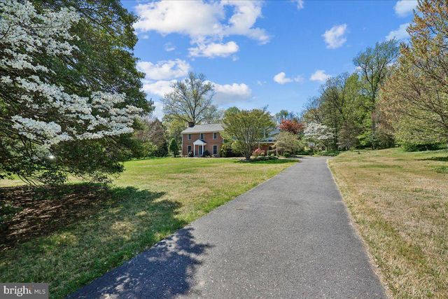 13113 CHESTNUT OAK DR, Darnestown, MD 20878