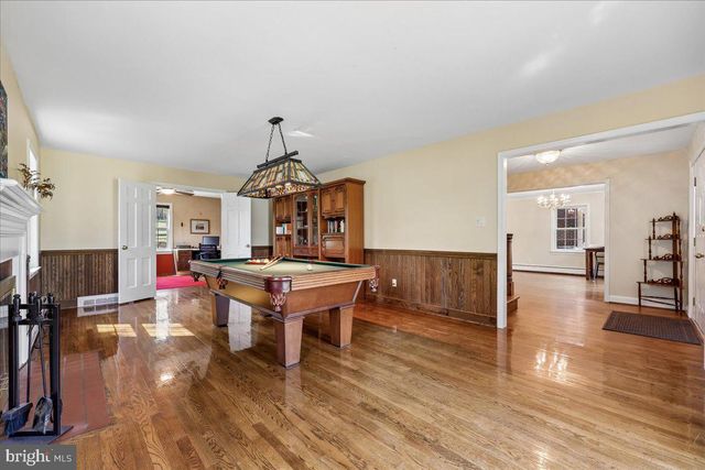 13113 CHESTNUT OAK DR, Darnestown, MD 20878
